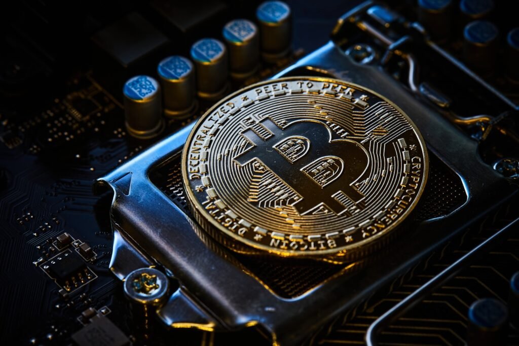 Hardware securing an on-chain transaction