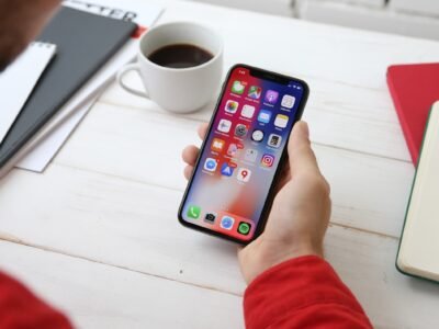 Testing a Flutter interface on a phone