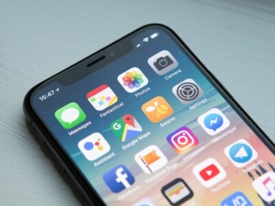 Smartphone running a cross-platform build